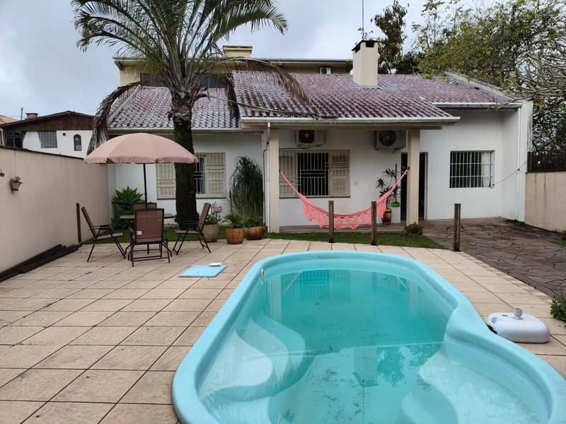 Casa 3 quartos com Piscina e Quiosque à Venda na Timbaúva | Montenegro: 1ª foto da galeria de imagens do imóvel