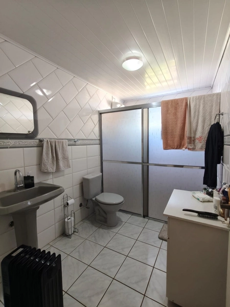 Casa de 3 Dormitórios com Pátio de 448m² no Bairro São João: 6ª foto da galeria de imagens do imóvel