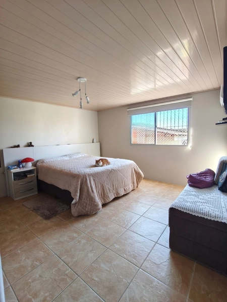 Casa de 3 Dormitórios com Pátio de 448m² no Bairro São João: 4ª foto da galeria de imagens do imóvel