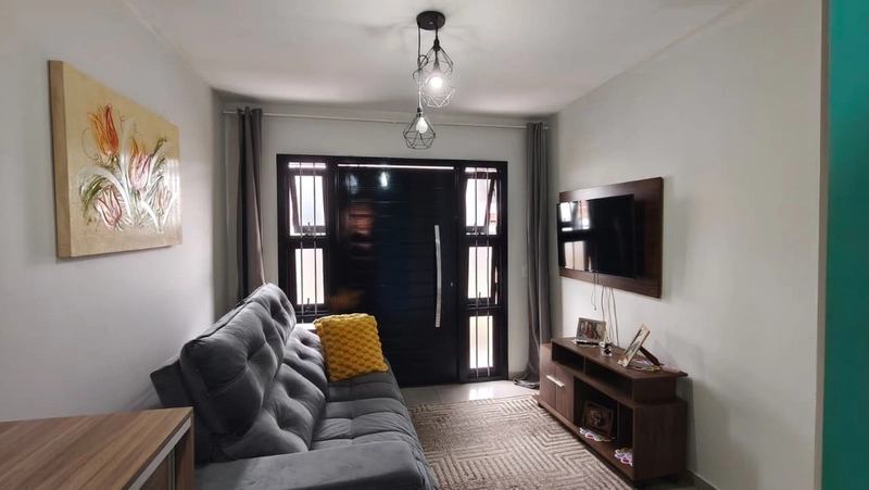 Casa 2 Dorms com Garagem Coberta e Pátio Fechado no Bairro Senai: 2ª foto da galeria de imagens do imóvel