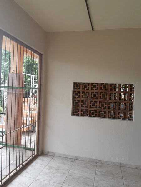 Casa de 210m² com duas moradias independentes no Bairro São João: 8ª foto da galeria de imagens do imóvel