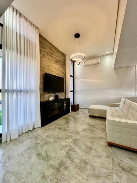 Casa de Alto Padrão de 214m² Semimobiliada no San Vicente: 9ª foto da galeria de imagens do imóvel