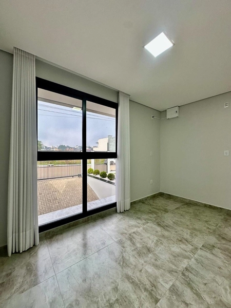 Casa de Alto Padrão de 214m² Semimobiliada no San Vicente: 39ª foto da galeria de imagens do imóvel