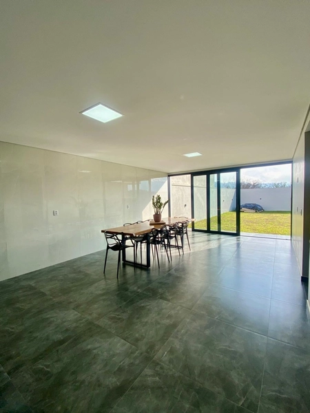 Casa de Alto Padrão de 214m² Semimobiliada no San Vicente: 43ª foto da galeria de imagens do imóvel