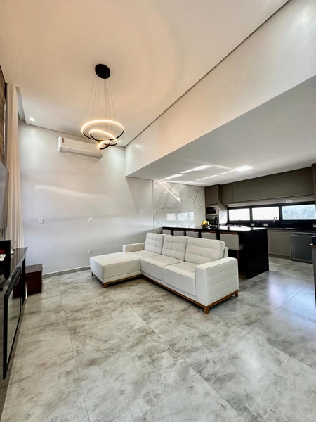 Casa de Alto Padrão de 214m² Semimobiliada no San Vicente: 11ª foto da galeria de imagens do imóvel