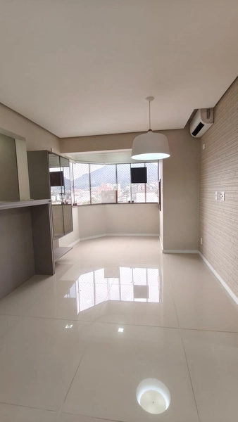 Apê de 2 Dorms com Suíte e Vaga Dupla no Centro de Montenegro: 6ª foto da galeria de imagens do imóvel