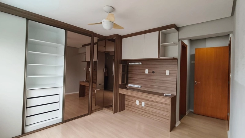Apê de 2 Dorms com Suíte e Vaga Dupla no Centro de Montenegro: 1ª foto da galeria de imagens do imóvel