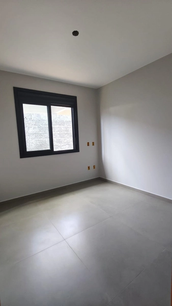 Casa de 3 Dorms com Suíte e Amplo Terreno em Pareci Novo: 5ª foto da galeria de imagens do imóvel