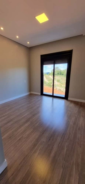 Casa nova, de esquina, à venda no Loteamento Porto Rico: 6ª foto da galeria de imagens do imóvel