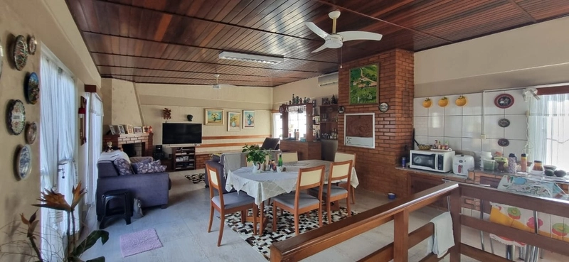 Casa à Venda em Montenegro: 3 Quartos, Área Gourmet e Garagem!: 10ª foto da galeria de imagens do imóvel