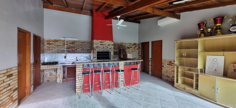 Casa à venda com excelente pátio e piscina no Bairro São João.: 6ª foto da galeria de imagens do imóvel
