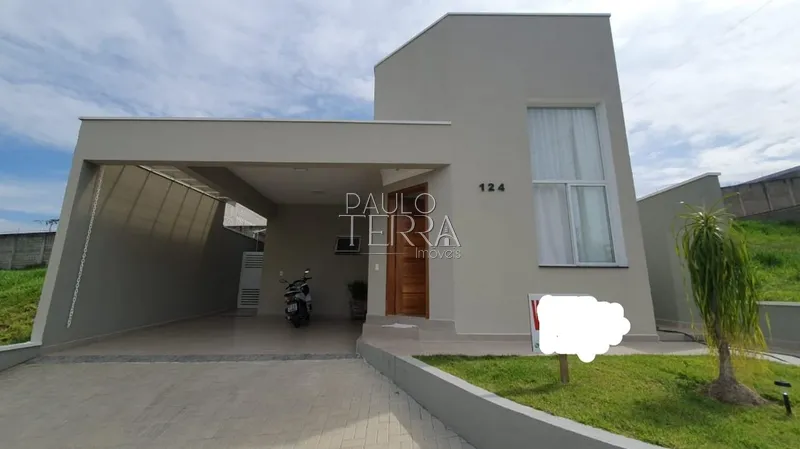 Casa térrea em condomínio e com armários planejados - Taubaté / SP