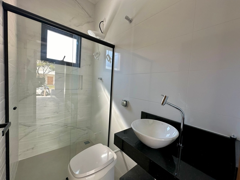Casa térrea moderna nova com 3 dormitórios e piscina - Condominio: 17ª foto da galeria de imagens do imóvel
