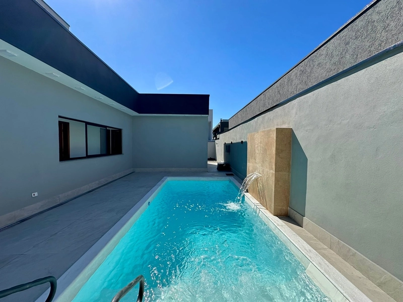 Casa térrea moderna nova com 3 dormitórios e piscina - Condominio: 4ª foto da galeria de imagens do imóvel