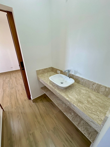 Casa térrea moderna nova com 3 dormitórios e piscina - Condominio: 39ª foto da galeria de imagens do imóvel