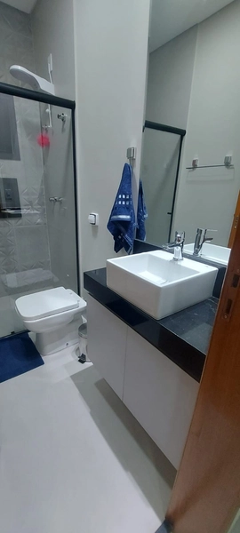 Casa térrea semi mobiliada com armários, piscina, 3 suítes, escritorio: 4ª foto da galeria de imagens do imóvel