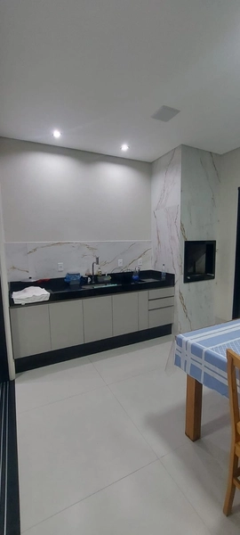 Casa térrea semi mobiliada com armários, piscina, 3 suítes, escritorio: 10ª foto da galeria de imagens do imóvel