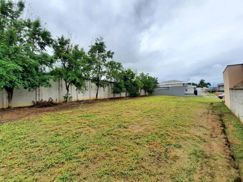 Terreno plano com 554 m2 condomínio fechado alto padrão em Taubaté SP: 1ª foto da galeria de imagens do imóvel