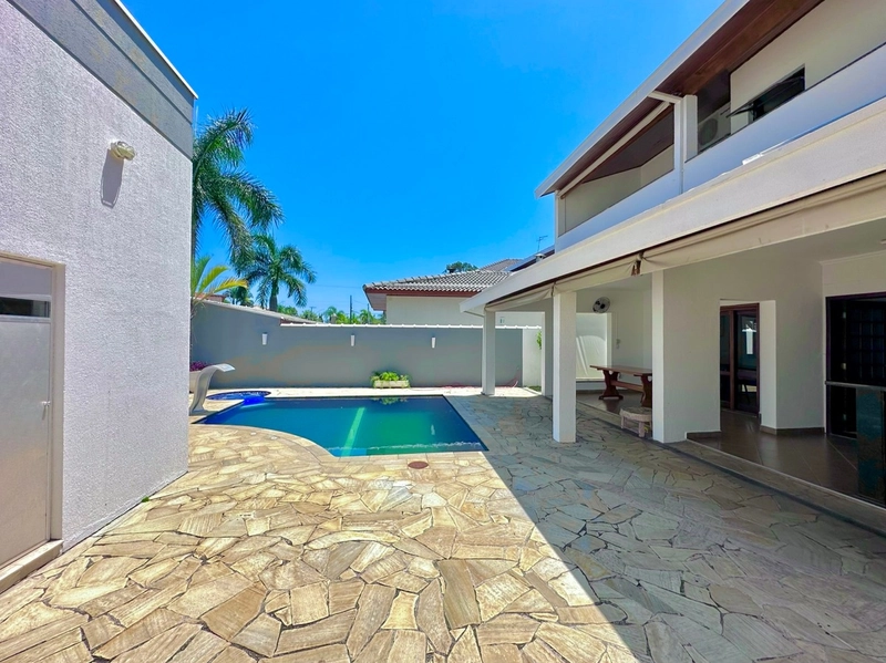Casa com 4 suítes, piscina e sauna - Condomínio Taubaté Village SP: 27ª foto da galeria de imagens do imóvel