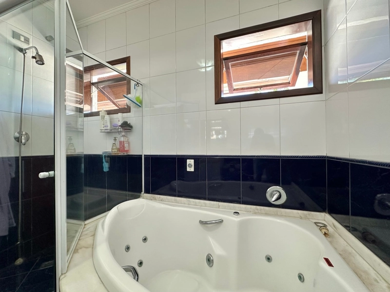 Casa com 4 suítes, piscina e sauna - Condomínio Taubaté Village SP: 57ª foto da galeria de imagens do imóvel