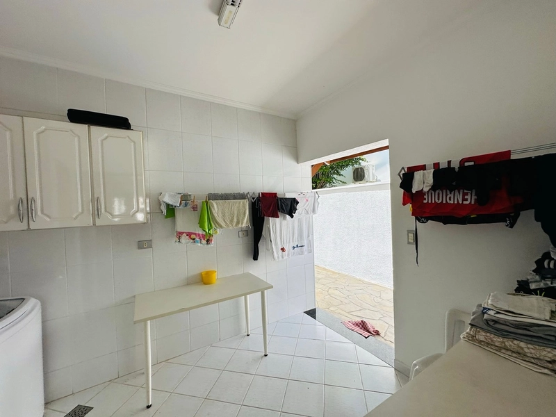 Casa com 4 suítes, piscina e sauna - Condomínio Taubaté Village SP: 11ª foto da galeria de imagens do imóvel
