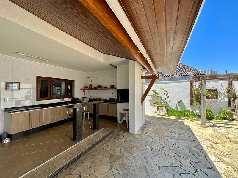 Casa com 4 suítes, piscina e sauna - Condomínio Taubaté Village SP: 38ª foto da galeria de imagens do imóvel