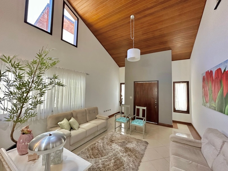 Casa com 4 suítes, piscina e sauna - Condomínio Taubaté Village SP: 7ª foto da galeria de imagens do imóvel