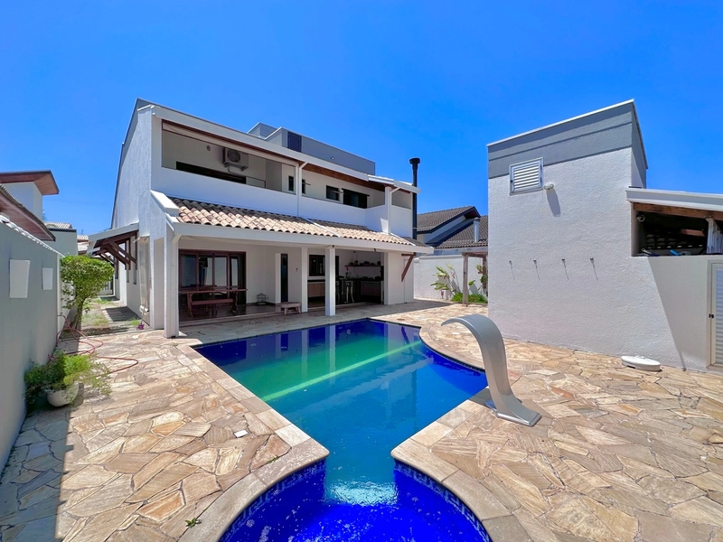 Casa com 4 suítes, piscina e sauna - Condomínio Taubaté Village SP: 31ª foto da galeria de imagens do imóvel