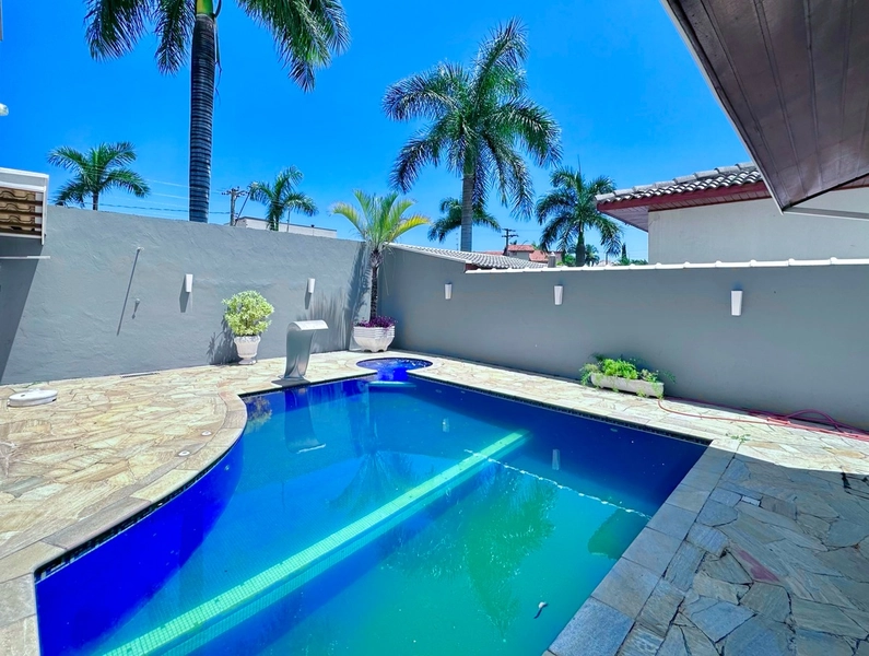 Casa com 4 suítes, piscina e sauna - Condomínio Taubaté Village SP: 25ª foto da galeria de imagens do imóvel