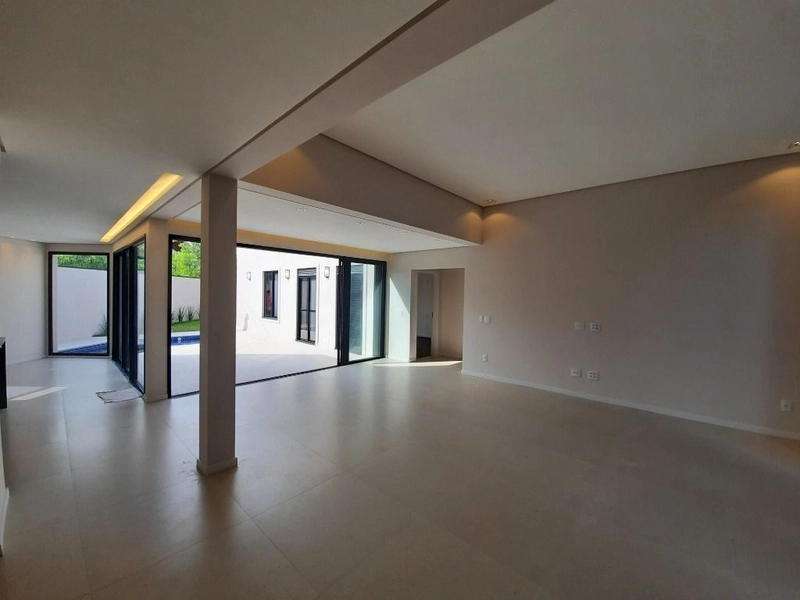 Casa semi mobiliada com 4 dormitórios + escritório, piscina e gourmet: 5ª foto da galeria de imagens do imóvel