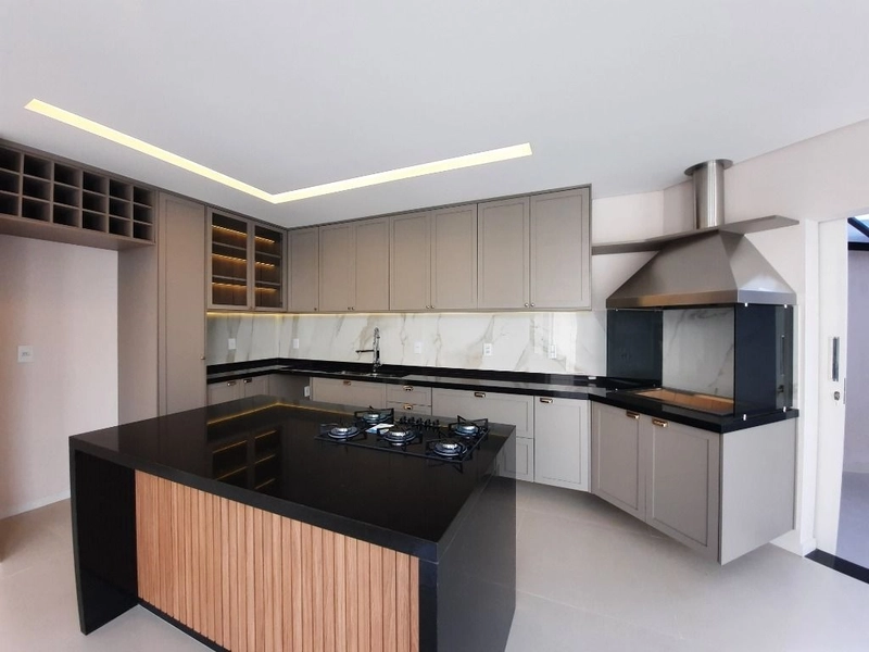 Casa semi mobiliada com 4 dormitórios + escritório, piscina e gourmet: 17ª foto da galeria de imagens do imóvel