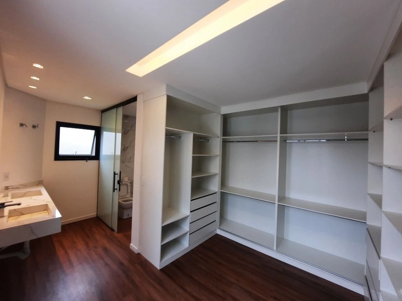 Casa semi mobiliada com 4 dormitórios + escritório, piscina e gourmet: 36ª foto da galeria de imagens do imóvel
