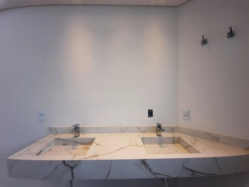 Casa semi mobiliada com 4 dormitórios + escritório, piscina e gourmet: 39ª foto da galeria de imagens do imóvel