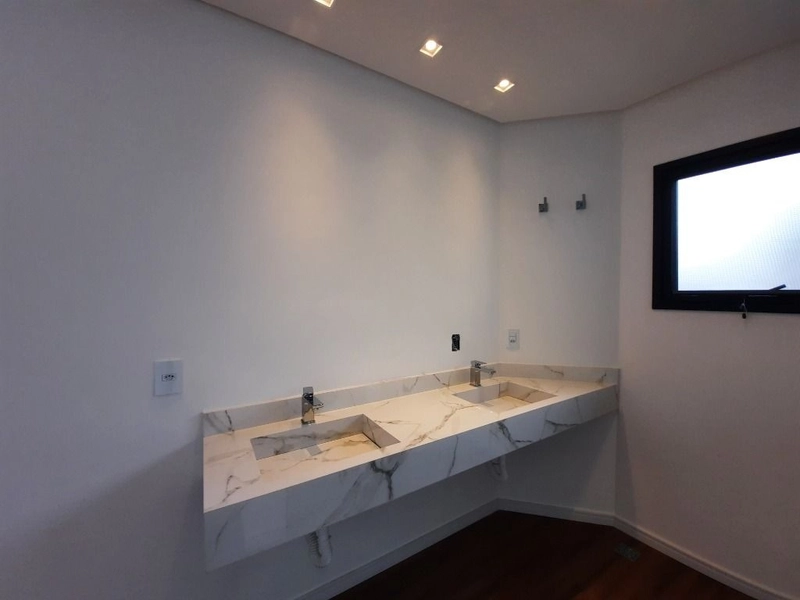 Casa semi mobiliada com 4 dormitórios + escritório, piscina e gourmet: 38ª foto da galeria de imagens do imóvel