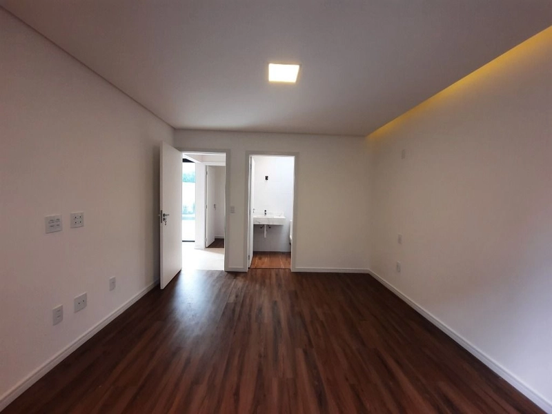 Casa semi mobiliada com 4 dormitórios + escritório, piscina e gourmet: 42ª foto da galeria de imagens do imóvel