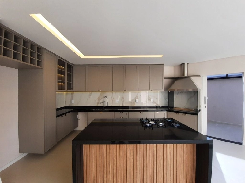 Casa semi mobiliada com 4 dormitórios + escritório, piscina e gourmet: 14ª foto da galeria de imagens do imóvel