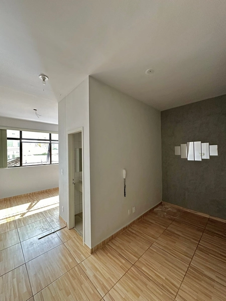 Sala comercial com elevador e recepção, no Centro de Taubaté SP: 10ª foto da galeria de imagens do imóvel