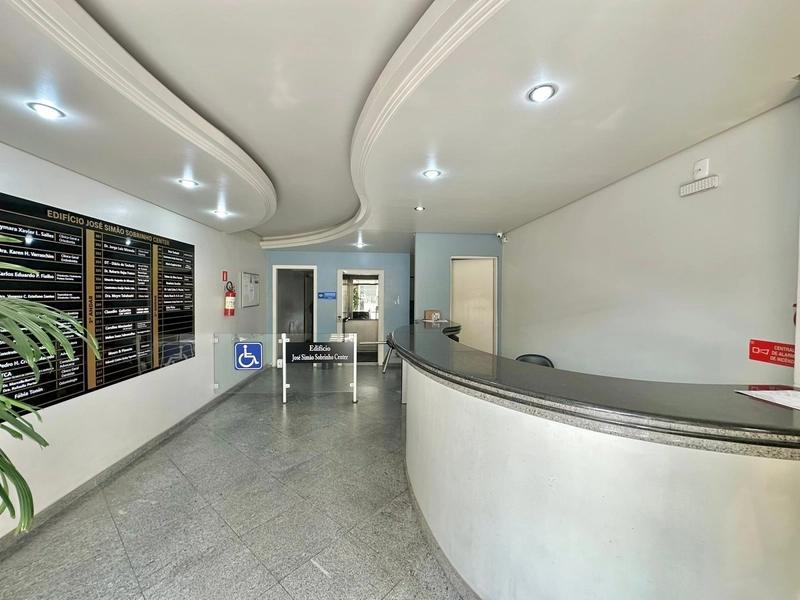 Sala comercial com elevador e recepção, no Centro de Taubaté SP: 17ª foto da galeria de imagens do imóvel