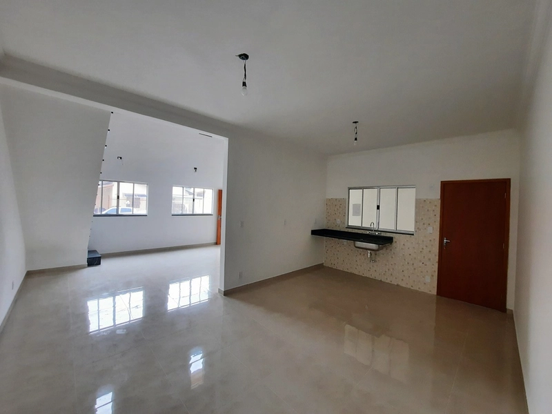 Casa térrea com mezanino, 3 dormitórios e quintal. Condomínio fechado: 6ª foto da galeria de imagens do imóvel