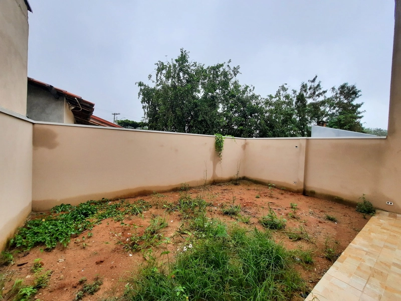 Casa térrea com mezanino, 3 dormitórios e quintal. Condomínio fechado: 16ª foto da galeria de imagens do imóvel