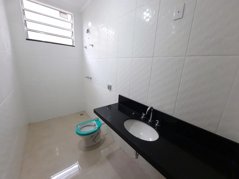 Casa térrea com mezanino, 3 dormitórios e quintal. Condomínio fechado: 9ª foto da galeria de imagens do imóvel