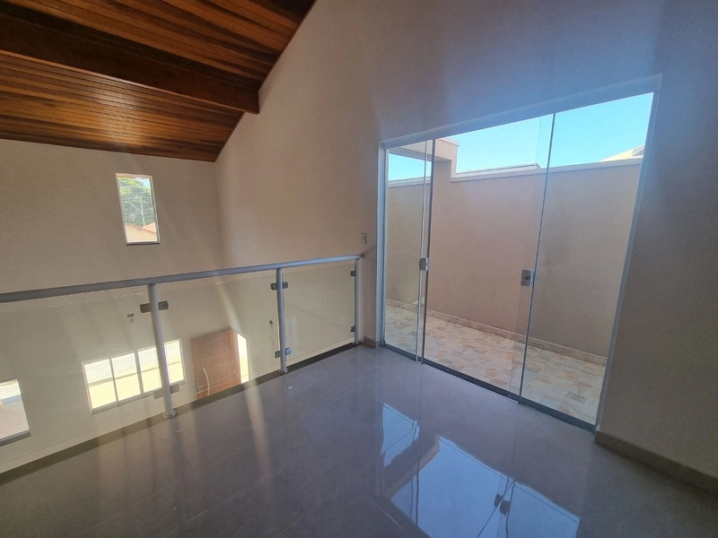 Casa térrea com mezanino, 3 dormitórios e quintal. Condomínio fechado: 48ª foto da galeria de imagens do imóvel