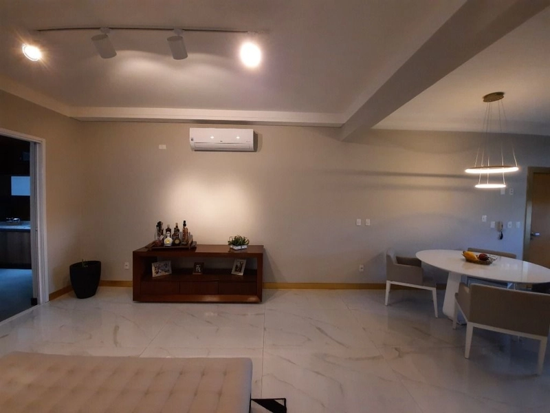 Apartamento alto padrão 4 suítes, varanda gourmet e 4 vagas Taubaté SP: 11ª foto da galeria de imagens do imóvel