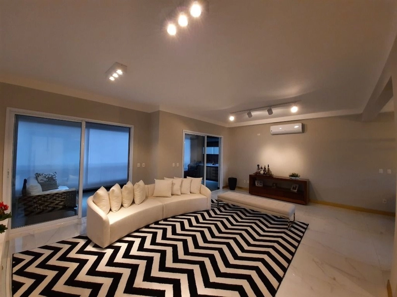 Apartamento alto padrão 4 suítes, varanda gourmet e 4 vagas Taubaté SP: 8ª foto da galeria de imagens do imóvel