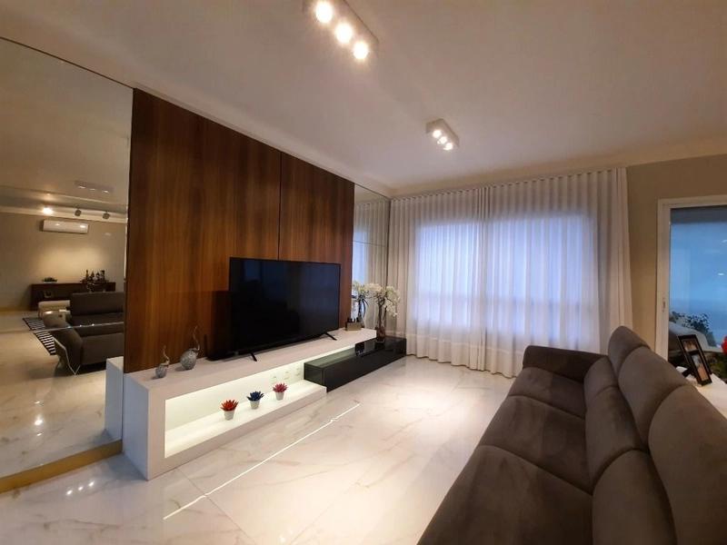 Apartamento alto padrão 4 suítes, varanda gourmet e 4 vagas Taubaté SP: 4ª foto da galeria de imagens do imóvel