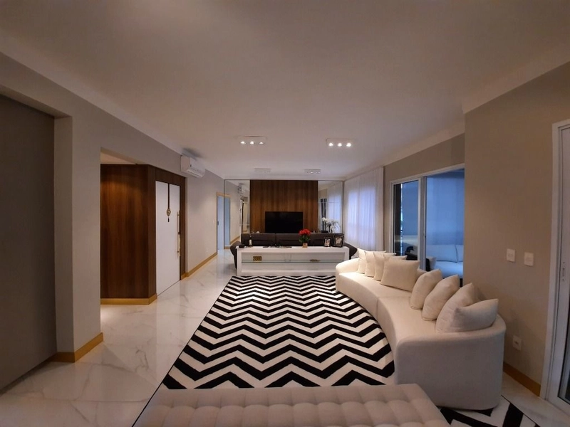 Apartamento alto padrão 4 suítes, varanda gourmet e 4 vagas Taubaté SP: 1ª foto da galeria de imagens do imóvel