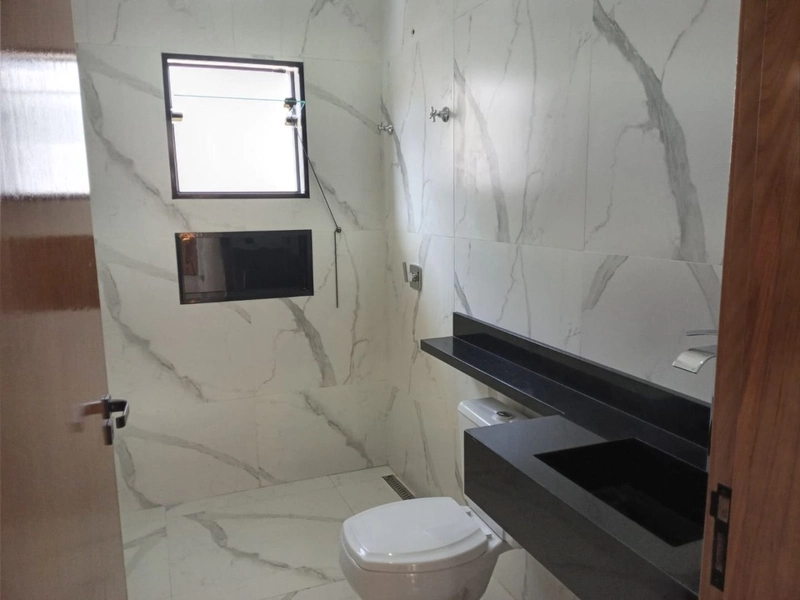Casa térrea de esquina com 3 dormitórios em Condomínio em Taubaté SP: 3ª foto da galeria de imagens do imóvel