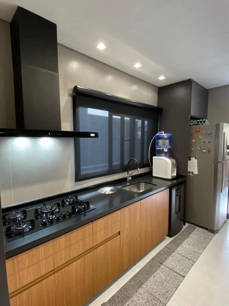 Casa térrea mobiliada, alto padrão, condomínio fechado em Taubaté SP: 2ª foto da galeria de imagens do imóvel
