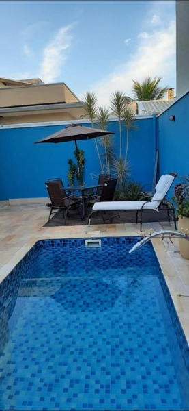 Sobrado com 3 dormitórios e piscina - Campos Do Conde II - Tremembé SP: 5ª foto da galeria de imagens do imóvel