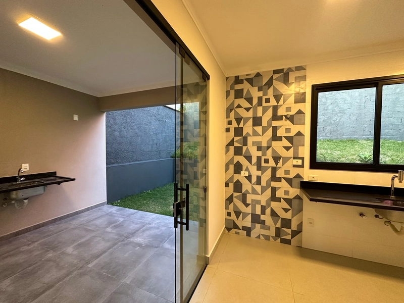 Casa 3 dormitórios com armários em condomínio fechado em Taubaté SP: 33ª foto da galeria de imagens do imóvel